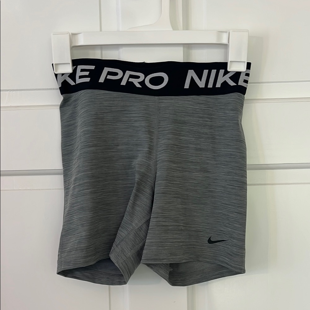 Nike Pro women’s Gray Performance Shorts